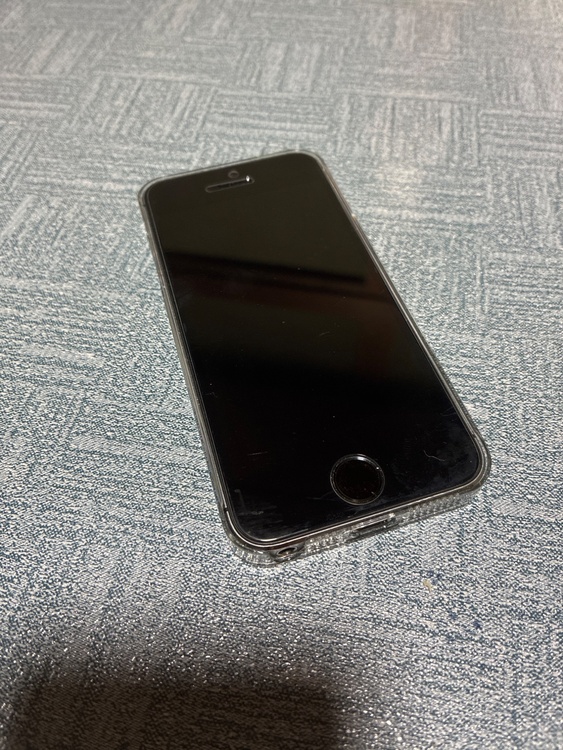 iPhone se（スマホ）の商品画像 - 査定依頼日：2026年7月1日 - 最高査定価格：20,000円