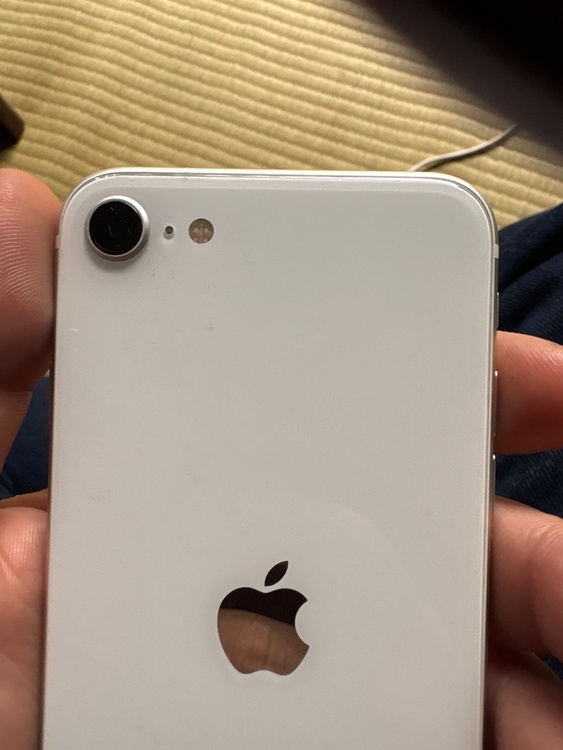 A2296（スマホ）の商品画像 - 査定依頼日：2026年6月28日 - 最高査定価格：6,000円