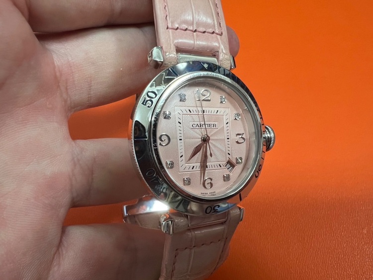 パシャ３８ミリ　ホワイトゴールド（高級時計）の商品画像 - 査定依頼日：2025年10月22日 - 最高査定価格：1,050,000円