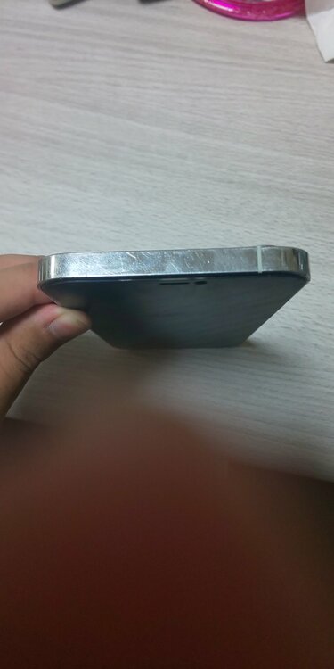 iPhone 12 Pro Max 256GB docomo（スマホ）の商品画像 - 査定依頼日：2025年12月8日 - 最高査定価格：32,000円