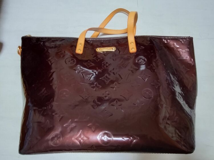 ヴェルニ　ベルビューGMトートバッグ（ブランドバッグ）の商品画像 - 査定依頼日：2025年9月16日 - 最高査定価格：50,000円