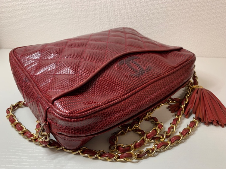 マトラッセ リザード レッド（ブランドバッグ）の商品画像 - 査定依頼日：2026年3月18日 - 最高査定価格：160,000円