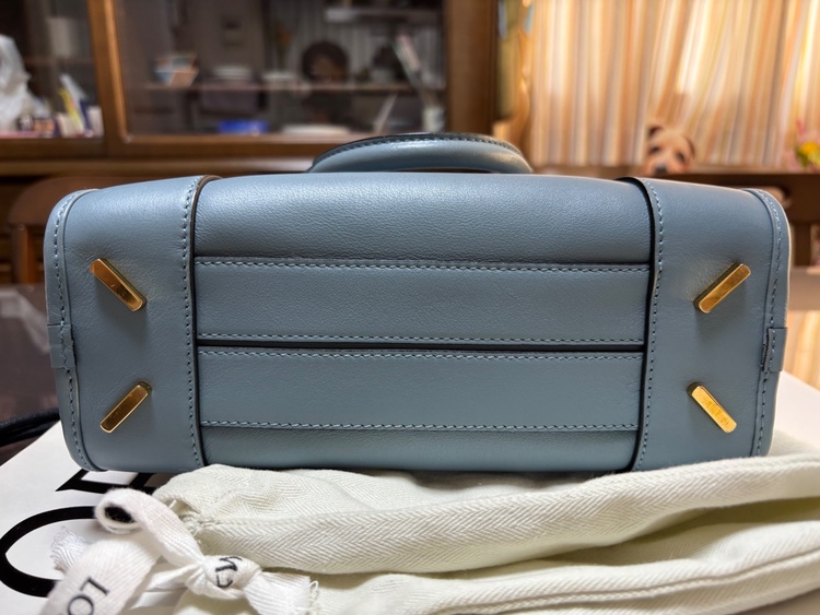 ロエベ　bag（ブランドバッグ）の商品画像 - 査定依頼日：2026年2月24日 - 最高査定価格：70,000円