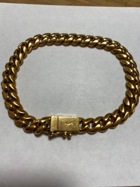 18金ブレスレット 32ｇ（金・貴金属）の商品画像 - 査定依頼日：2023年11月1日 - 最高査定価格：235,000円