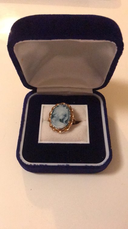 18金カメオリング（金・貴金属）の商品画像 - 査定依頼日：2023年5月28日 - 最高査定価格：30,000円