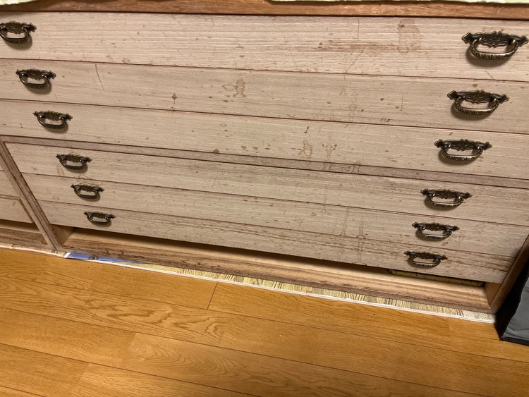 桐箪笥（家具・寝具）の商品画像 - 査定依頼日：2025年8月12日 - 最高査定価格：10,000円