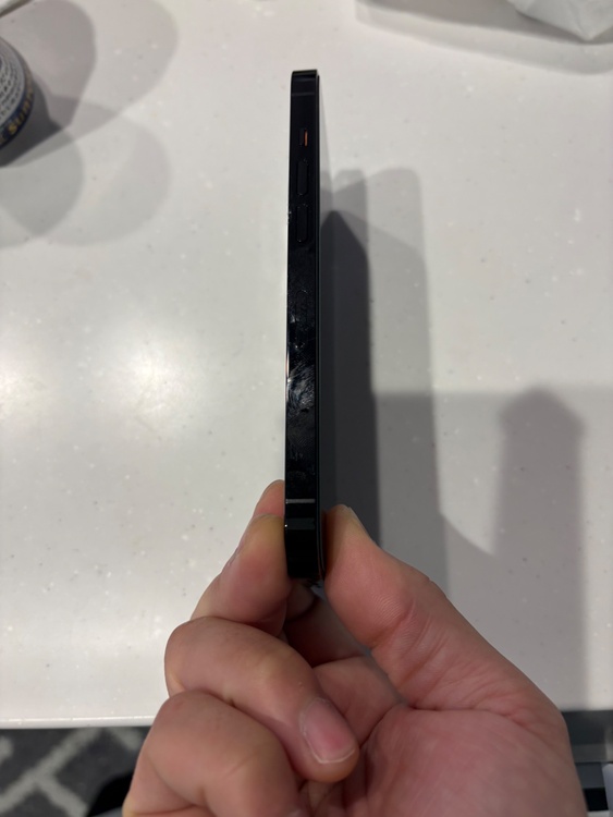 iPhone 14 Pro 128GB Softbank（スマホ）の商品画像 - 査定依頼日：2026年3月1日 - 最高査定価格：62,000円