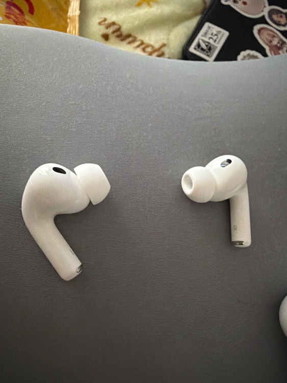 AirPods  Pro 3（オーディオ・スピーカー）の商品画像 - 査定依頼日：2026年4月18日 - 最高査定価格：14,100円