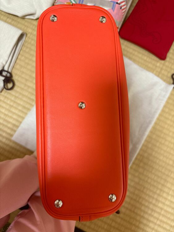 ボリード27.ルージュピヴォアンヌ、ヴォースイフト（ブランドバッグ）の商品画像 - 査定依頼日：2025年4月19日 - 最高査定価格：500,000円