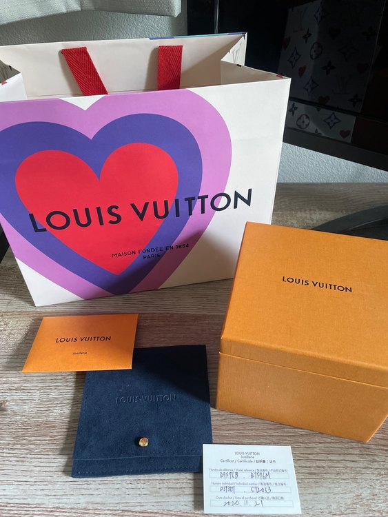 ルイヴィトン　マリッジリング　エピ（金・貴金属）の商品画像 - 査定依頼日：2023年9月15日 - 最高査定価格：105,000円