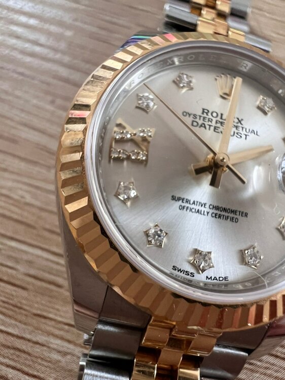 ロレックス デイトナ （高級時計）の商品画像 - 査定依頼日：2025年3月18日 - 最高査定価格：1,830,000円