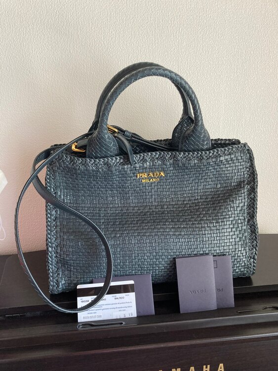 PRADA MADRAS BAG（ブランドバッグ）の商品画像 - 査定依頼日：2025年3月31日 - 最高査定価格：60,000円