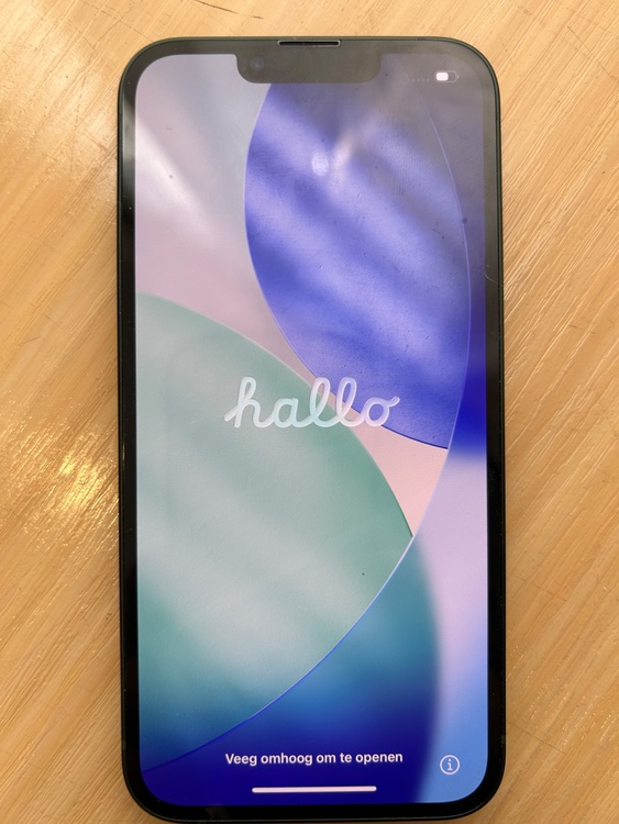 iPhone 13 128GB docomo（スマホ）の商品画像 - 査定依頼日：2026年5月9日 - 最高査定価格：40,000円