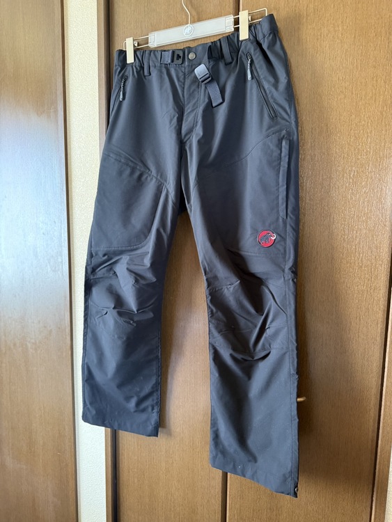 MAMMUT  SOFtech traverse pants（古着・ファッション）の商品画像 - 査定依頼日：2026年5月2日 - 最高査定価格：3,000円