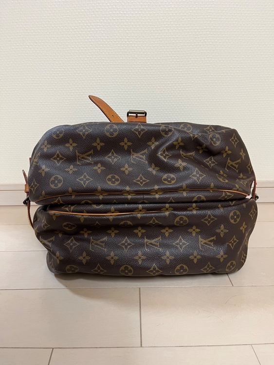 ソミュール35（ブランドバッグ）の商品画像 - 査定依頼日：2026年2月15日 - 最高査定価格：65,000円