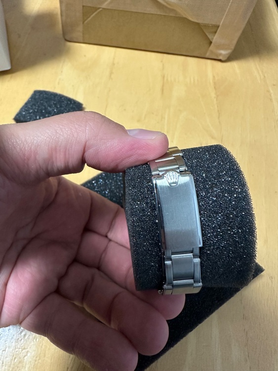 オイスターパーペチュアル（高級時計）の商品画像 - 査定依頼日：2025年9月12日 - 最高査定価格：560,000円