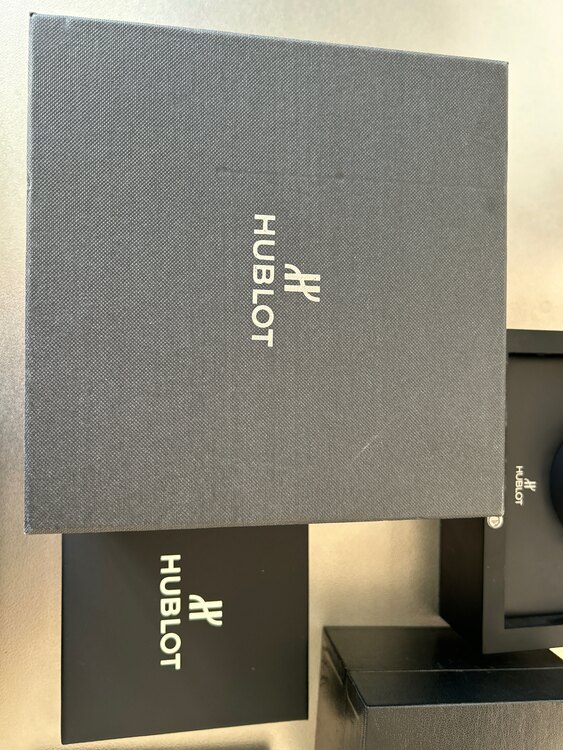 ウブロ ビックバン （高級時計）の商品画像 - 査定依頼日：2025年1月25日 - 最高査定価格：710,000円