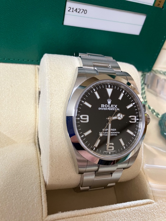 ロレックス エクスプローラー 21427（高級時計）の商品画像 - 査定依頼日：2026年3月10日 - 最高査定価格：1,250,000円