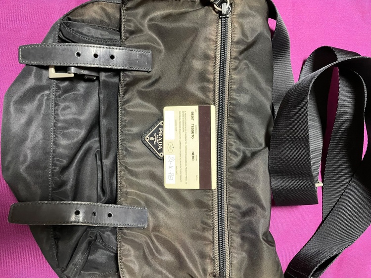 プラダ  （ブランドバッグ）の商品画像 - 査定依頼日：2025年12月14日 - 最高査定価格：15,000円