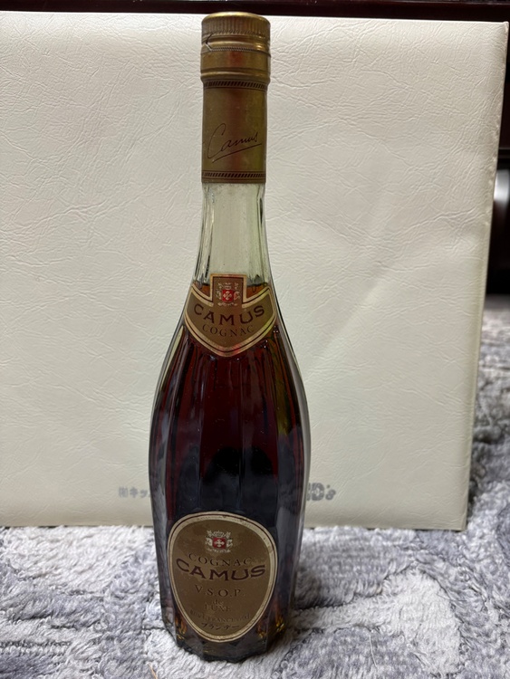 カミュコニャックVSOP（お酒）の商品画像 - 査定依頼日：2026年3月9日 - 最高査定価格：500円