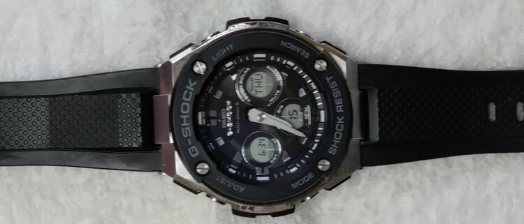 G-SHOCK その他 GST-W300（高級時計）の商品画像 - 査定依頼日：2025年7月24日 - 最高査定価格：13,000円