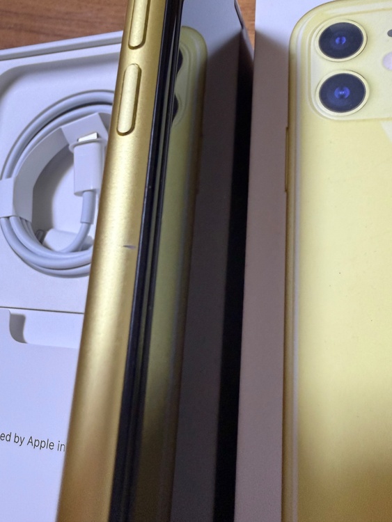 iPhone11 256GB SIMフリー（スマホ）の商品画像 - 査定依頼日：2025年12月5日 - 最高査定価格：19,000円