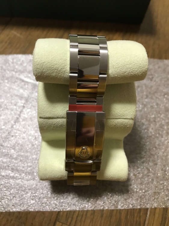 ロレックス ミルガウス （高級時計）の商品画像 - 査定依頼日：2026年4月19日 - 最高査定価格：1,550,000円