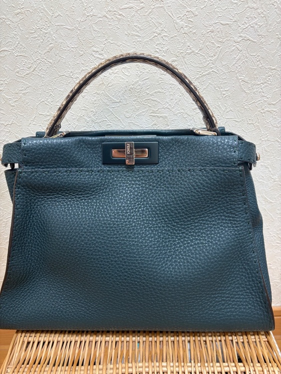 ピーカブー セレリア（ブランドバッグ）の商品画像 - 査定依頼日：2026年3月12日 - 最高査定価格：180,000円