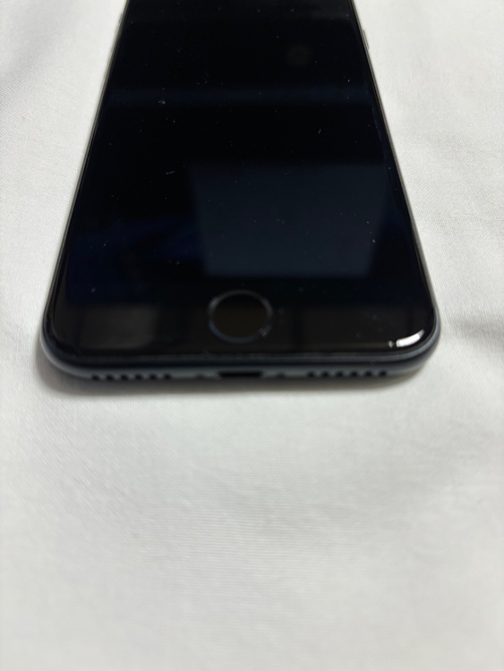 iPhone SE (第 2 世代) 64GB SIMフリー（スマホ）の商品画像 - 査定依頼日：2026年2月4日 - 最高査定価格：3,000円