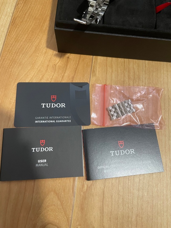 ブラックベイ（高級時計）の商品画像 - 査定依頼日：2025年8月23日 - 最高査定価格：470,000円