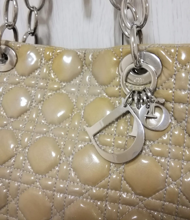 ChristianDior　カナージュ　チェーンショルダーバッグ（ブランドバッグ）の商品画像 - 査定依頼日：2025年4月28日 - 最高査定価格：50,000円