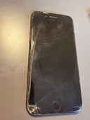 iPhoneSE（スマホ）の商品画像 - 査定依頼日：2026年8月3日 - 最高査定価格：3,500円