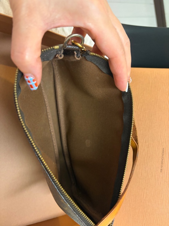 モノグラム ポシェットアクセソワール アクセサリーポーチ　AR1918（ブランド財布・小物）の商品画像 - 査定依頼日：2026年8月12日 - 最高査定価格：36,000円