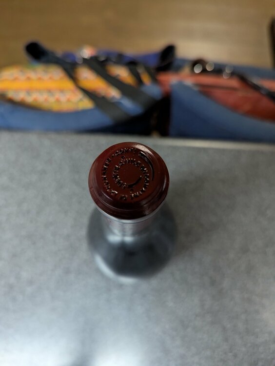 Echezeaux1998（お酒）の商品画像 - 査定依頼日：2025年12月21日 - 最高査定価格：285,000円