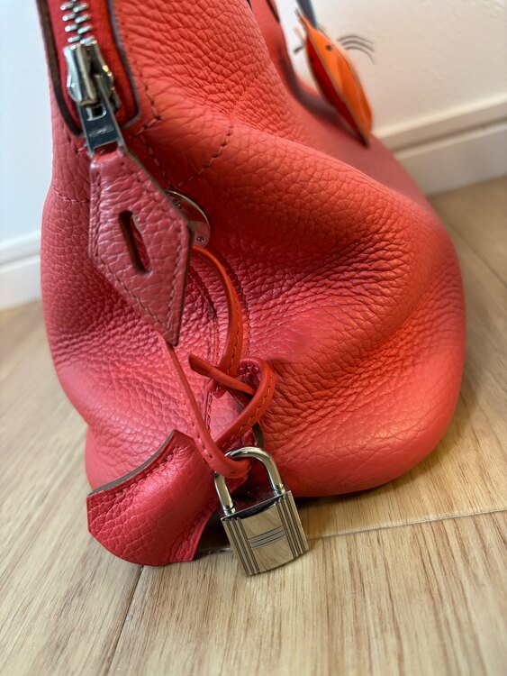 エルメス ボリード（ブランドバッグ）の商品画像 - 査定依頼日：2025年3月14日 - 最高査定価格：400,000円