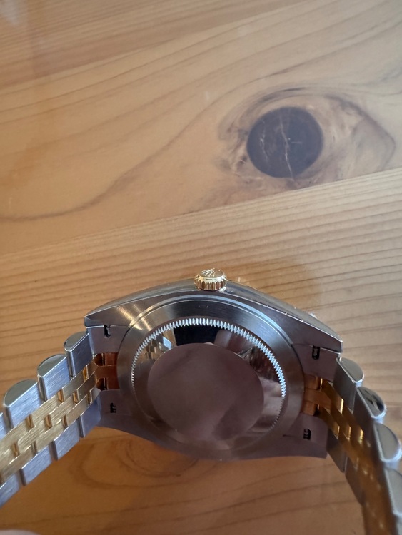 ロレックス デイトジャスト （高級時計）の商品画像 - 査定依頼日：2025年10月2日 - 最高査定価格：2,230,000円