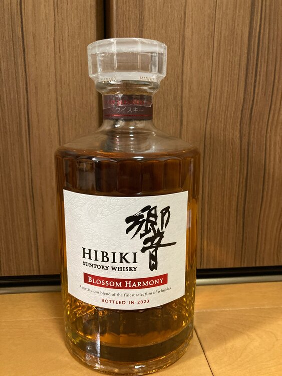 響ブロッサムハーモニー2023（お酒）の商品画像 - 査定依頼日：2025年1月8日 - 最高査定価格：16,000円