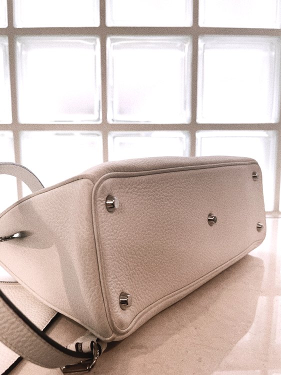 ディオール  （ブランドバッグ）の商品画像 - 査定依頼日：2023年3月20日 - 最高査定価格：250,000円