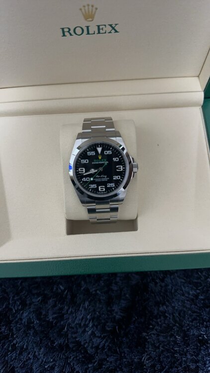 ロレックス エアキング 126900（高級時計）の商品画像 - 査定依頼日：2025年4月1日 - 最高査定価格：1,300,000円