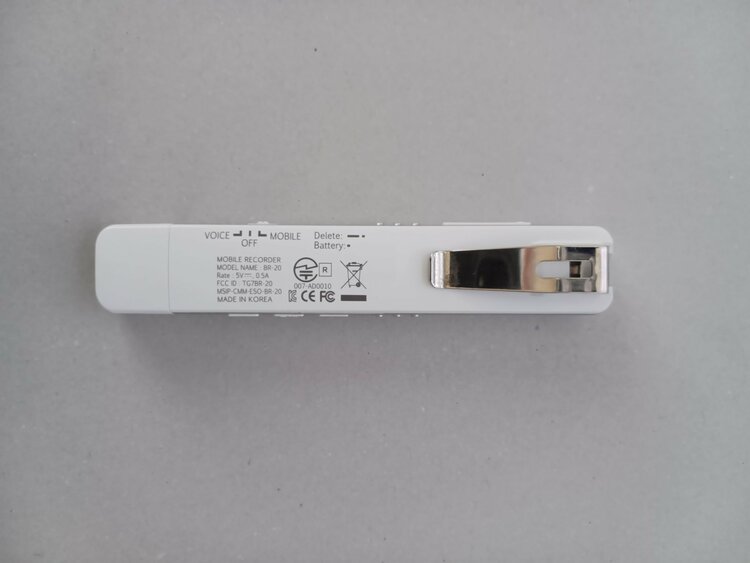 StickPhone 8G（オーディオ・スピーカー）の商品画像 - 査定依頼日：2026年7月2日 - 最高査定価格：3,000円