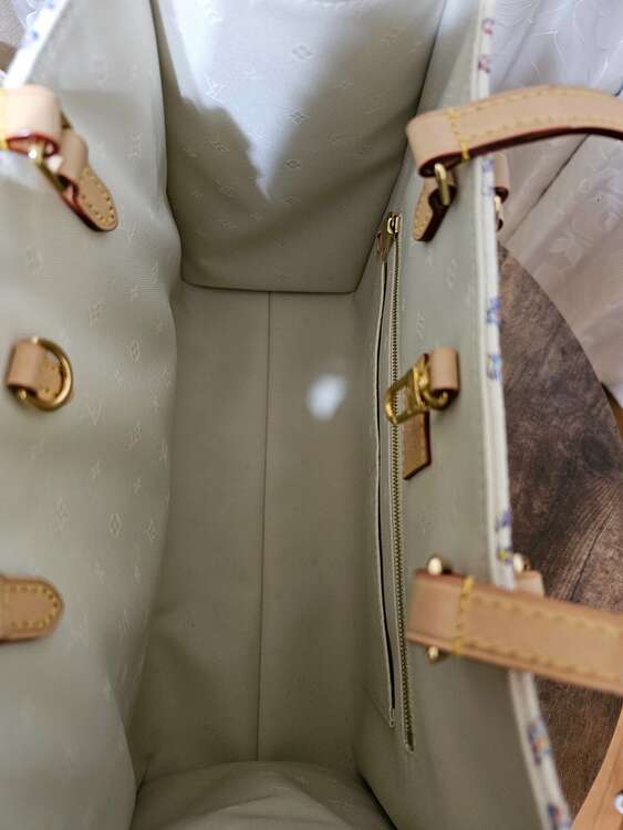 ルイヴィトン ルイヴィトン(その他) （ブランドバッグ）の商品画像 - 査定依頼日：2025年1月24日 - 最高査定価格：300,000円