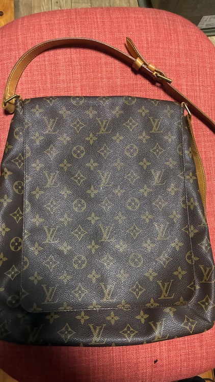 モノグラムショルダー　（ブランドバッグ）の商品画像 - 査定依頼日：2026年3月14日 - 最高査定価格：50,000円