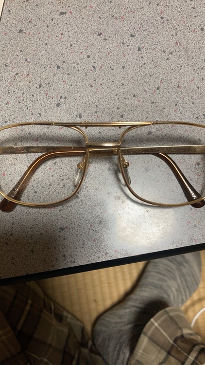 メガネ（金・貴金属）の商品画像 - 査定依頼日：2026年2月17日 - 最高査定価格：400,000円