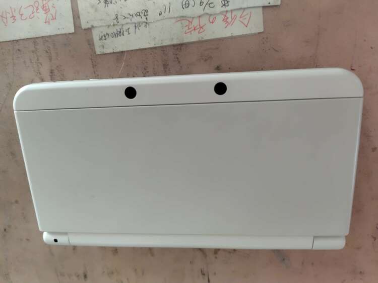 new任天堂3DS（ゲーム機本体・ゲームソフト）の商品画像 - 査定依頼日：2025年2月6日 - 最高査定価格：14,000円