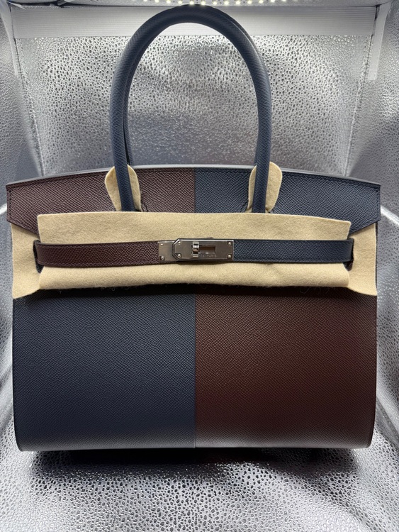 エルメス バーキン （ブランドバッグ）の商品画像 - 査定依頼日：2025年10月6日 - 最高査定価格：2,300,000円