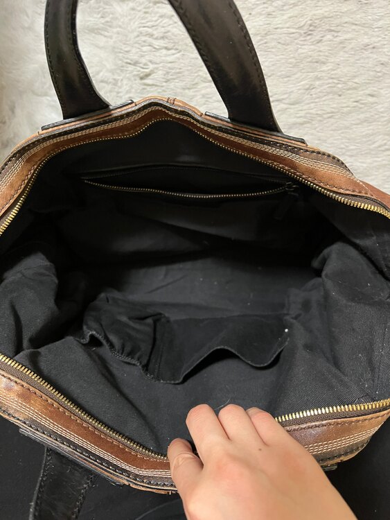 トートバッグ（ブランドバッグ）の商品画像 - 査定依頼日：2025年3月2日 - 最高査定価格：5,000円