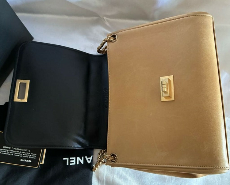 CHANEL2.55チェーンショルダー（ブランドバッグ）の商品画像 - 査定依頼日：2026年2月17日 - 最高査定価格：190,000円