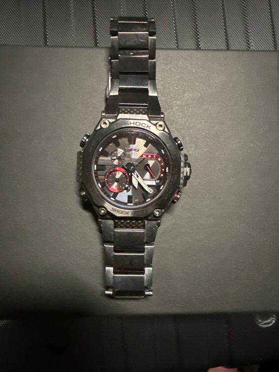 G-SHOCK その他 MTG-B200（高級時計）の商品画像 - 査定依頼日：2025年6月15日 - 最高査定価格：35,000円