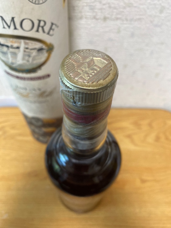 ボウモアカスクストレングス　シルクプリント樽カモメラベル700ml56%（お酒）の商品画像 - 査定依頼日：2026年1月13日 - 最高査定価格：43,000円