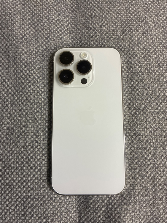 iPhone iPhone 14 Pro 256GB au（スマホ）の商品画像 - 査定依頼日：2026年7月3日 - 最高査定価格：65,000円